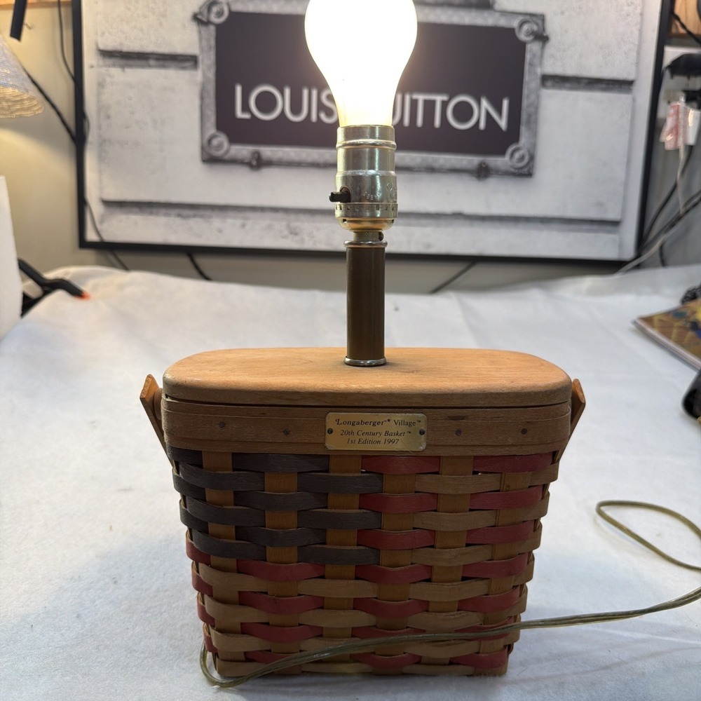 1997 VTG Longaberger Woven 20th Century Large Basket With Light Kit Flag 24
